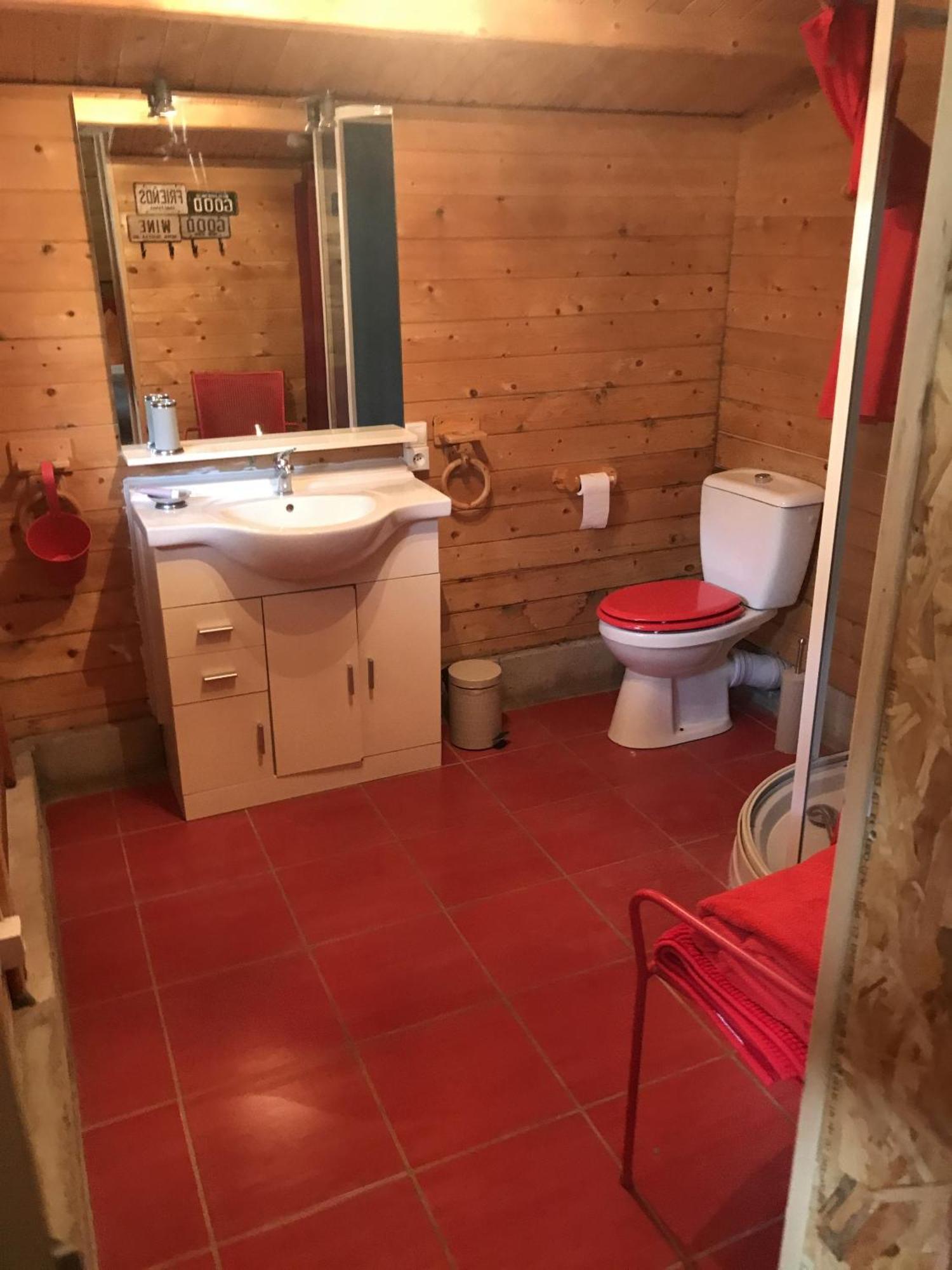 Mas De La Pinede Ex-Les Arbousiers Bed & Breakfast Bollene Room photo